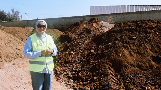 מלכודת העפר האדום: חקלאים פלסטינים נופלים קורבן ל־"ציד ישראלי" כימי