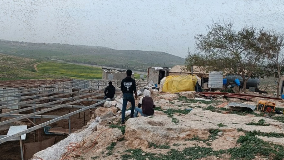 תרחישי אימים בראס עין אל-עוג'א: "אנחנו ישנים בבגדים שלנו, מוכנים לכל תרחיש" 